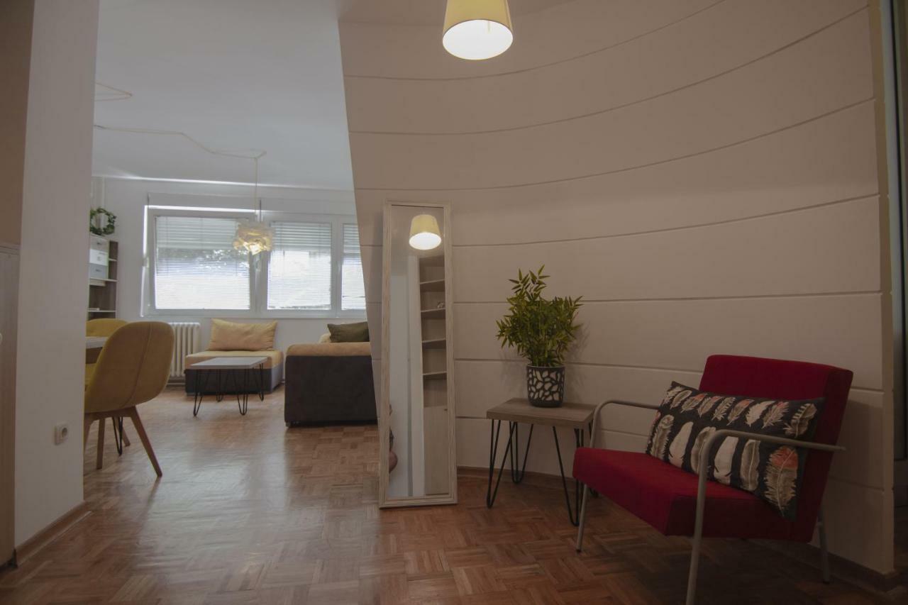 Slavija Square Apartments เบลเกรด ภายนอก รูปภาพ